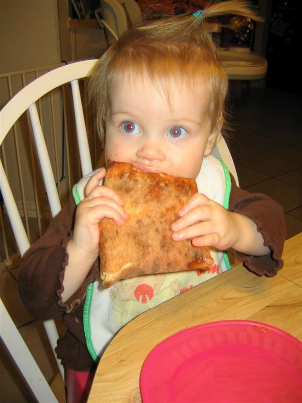 Jess_PizzaTime-2.JPG - Did I mention I got my pizza addiction from my Daddy (and Brother!?)