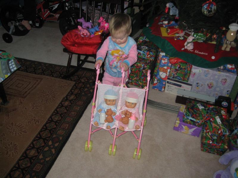 X-Mas2008-9.JPG - ... I got babies and some ponies for Christmas!
