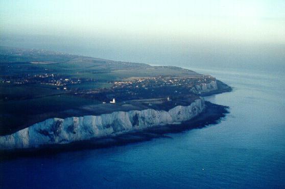 Dover1.jpg (23590 bytes)